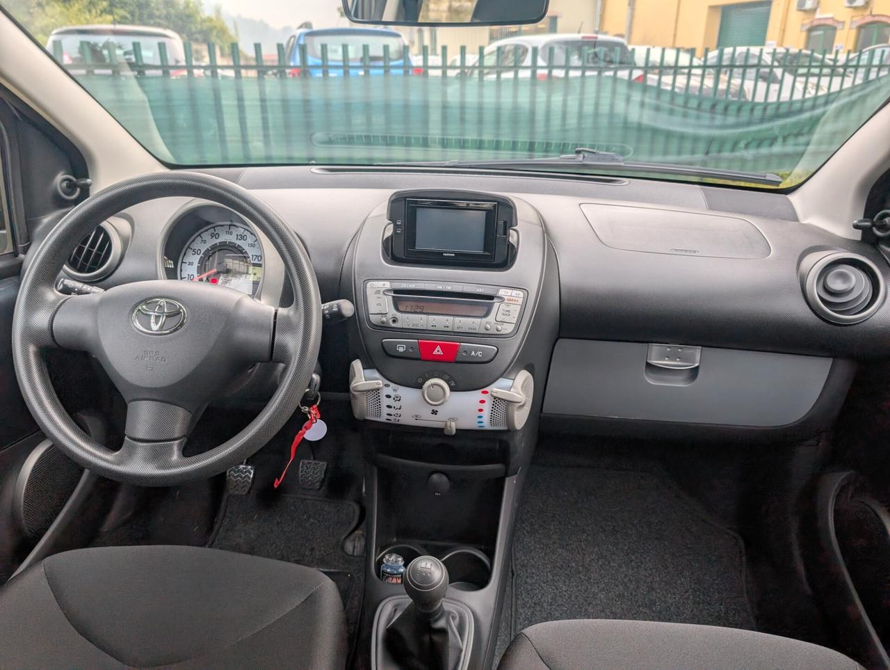 Toyota Aygo 1.0 12V VVT-i 3 porte Lounge Connect UNICO PROPR. TAGL. CERT.