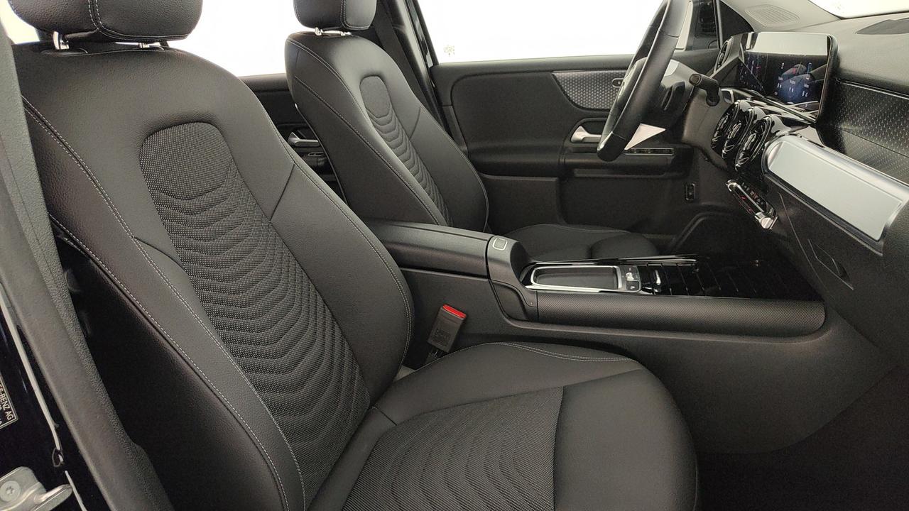 Mercedes-Benz GLB 180 d Advanced auto