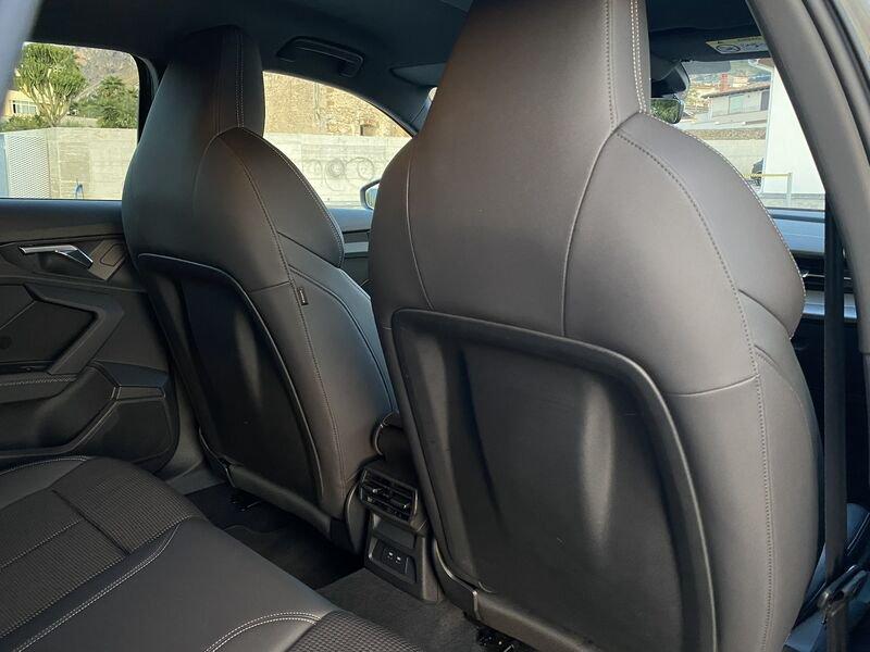 Audi A3 Sportback S Line interno 2.0 TDI 116CV S-Tronic 30