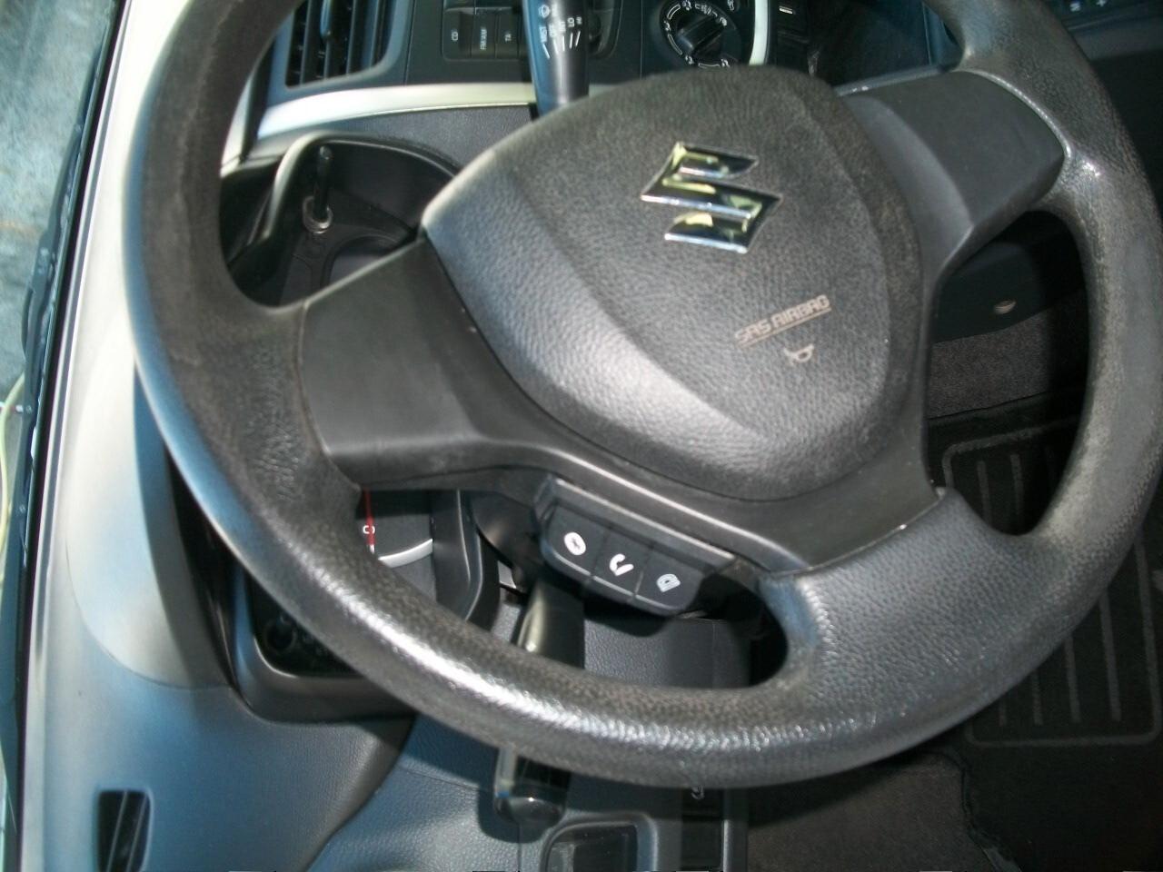 Suzuki Celerio 1.0 Style AUTOMATICA CC 1000 BENZINA SI NEOPATENTATI GARANZIA UN ANNO