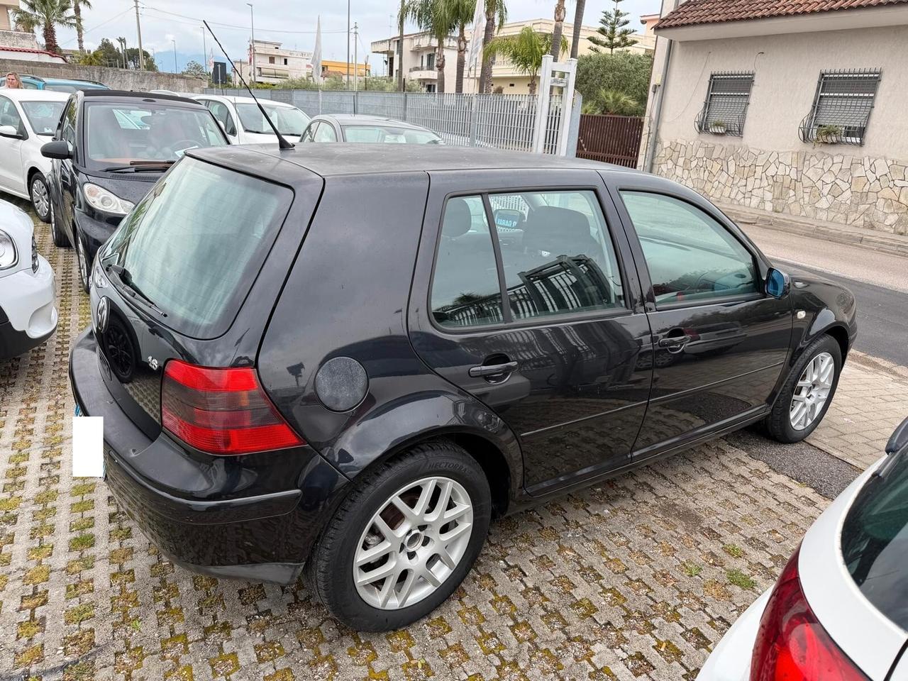 Volkswagen Golf 1.6 16V cat 5 porte Highline-08/2001