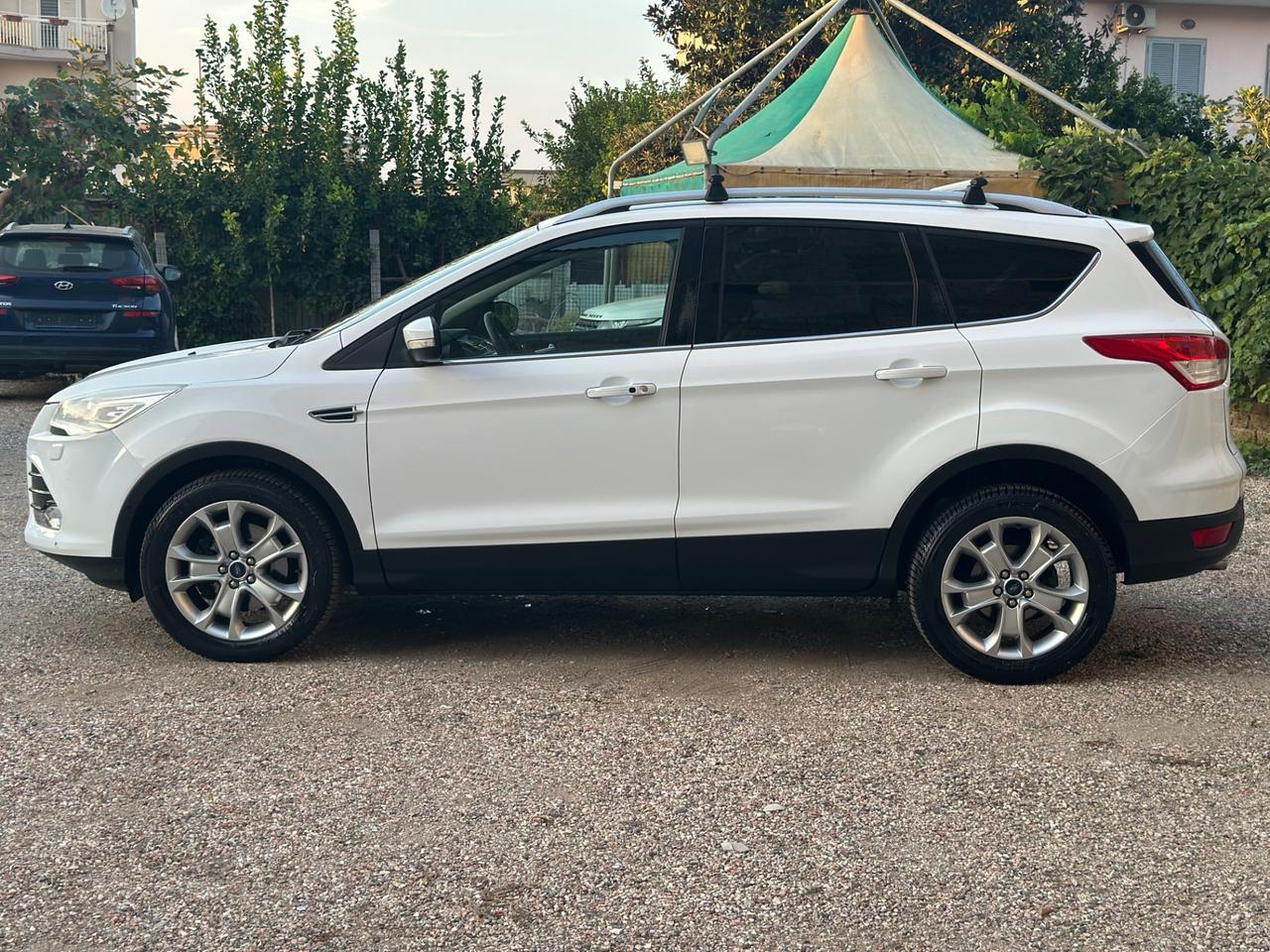 Ford Kuga 2.0 TDCI 140 CV 4WD Titanium My 2013