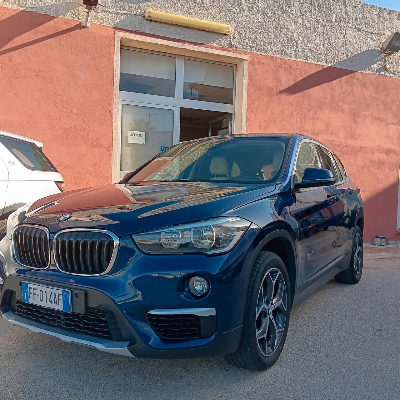 Bmw X1 sDrive18d Advantage-2016
