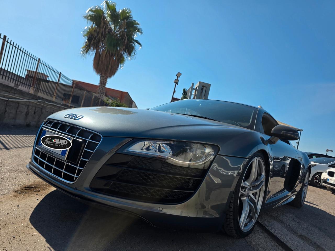 Audi R8 5.2 V10 FSI quattro R tronic