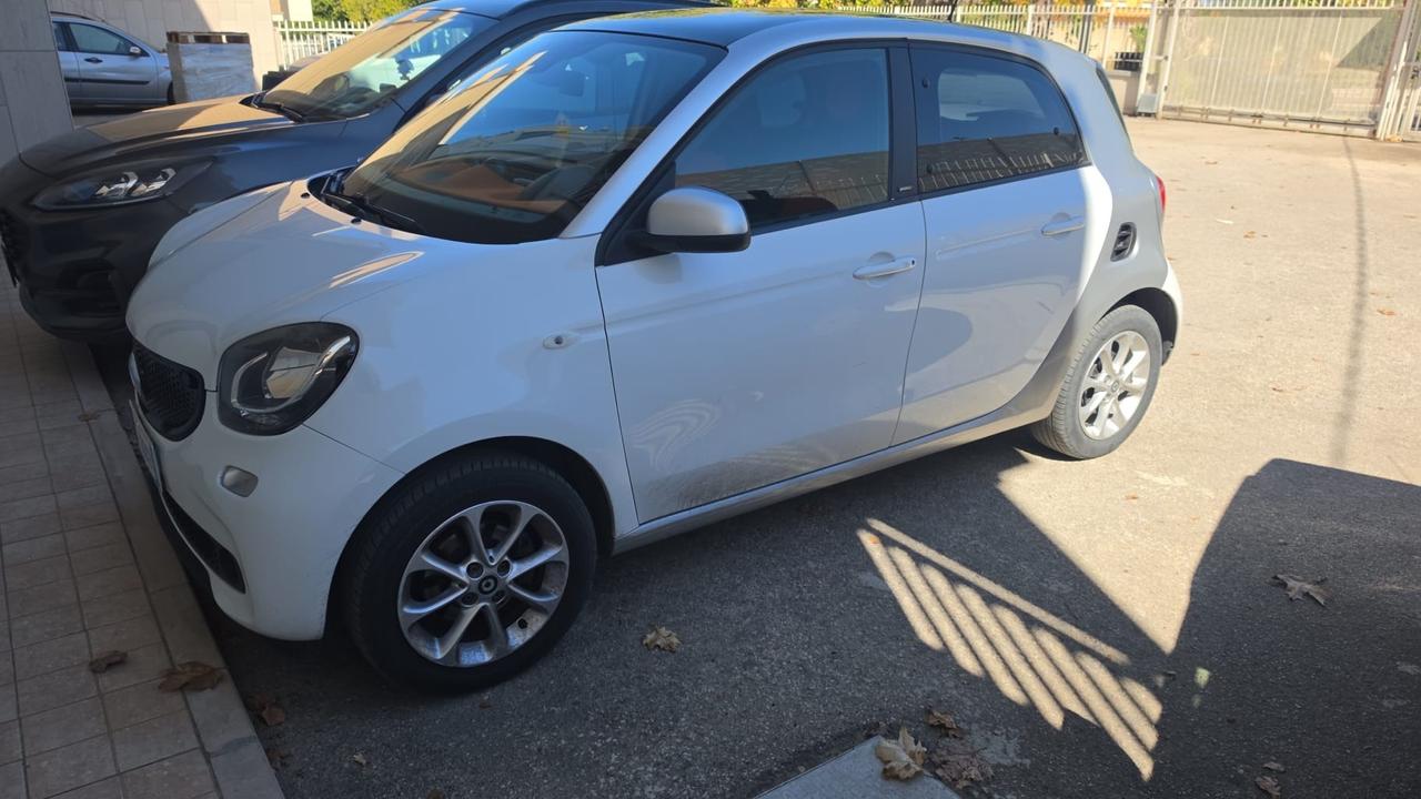 Smart ForFour 70 1.0 Passion