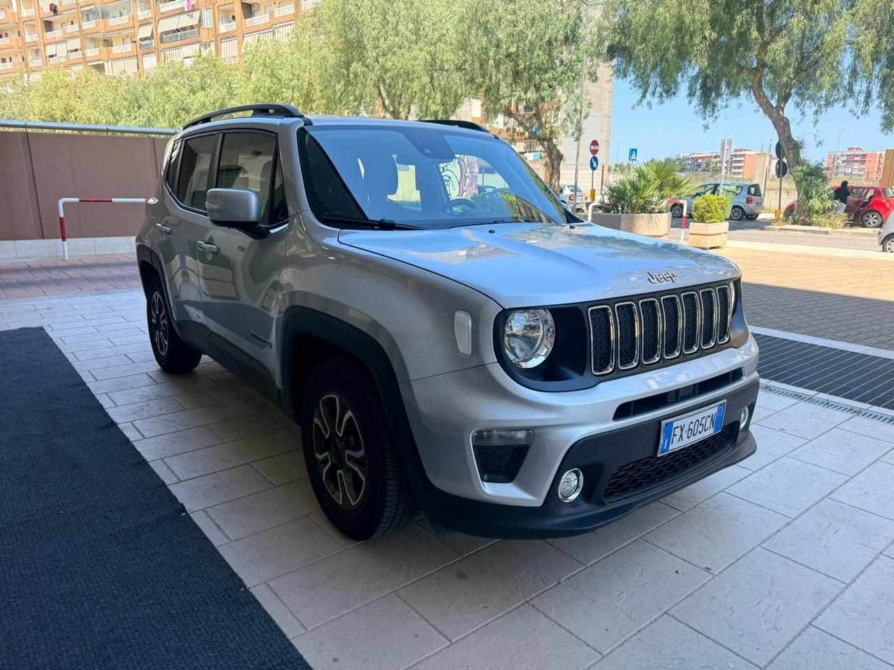 Jeep Renegade 1.6 Mjt DDCT 120 CV Longitude