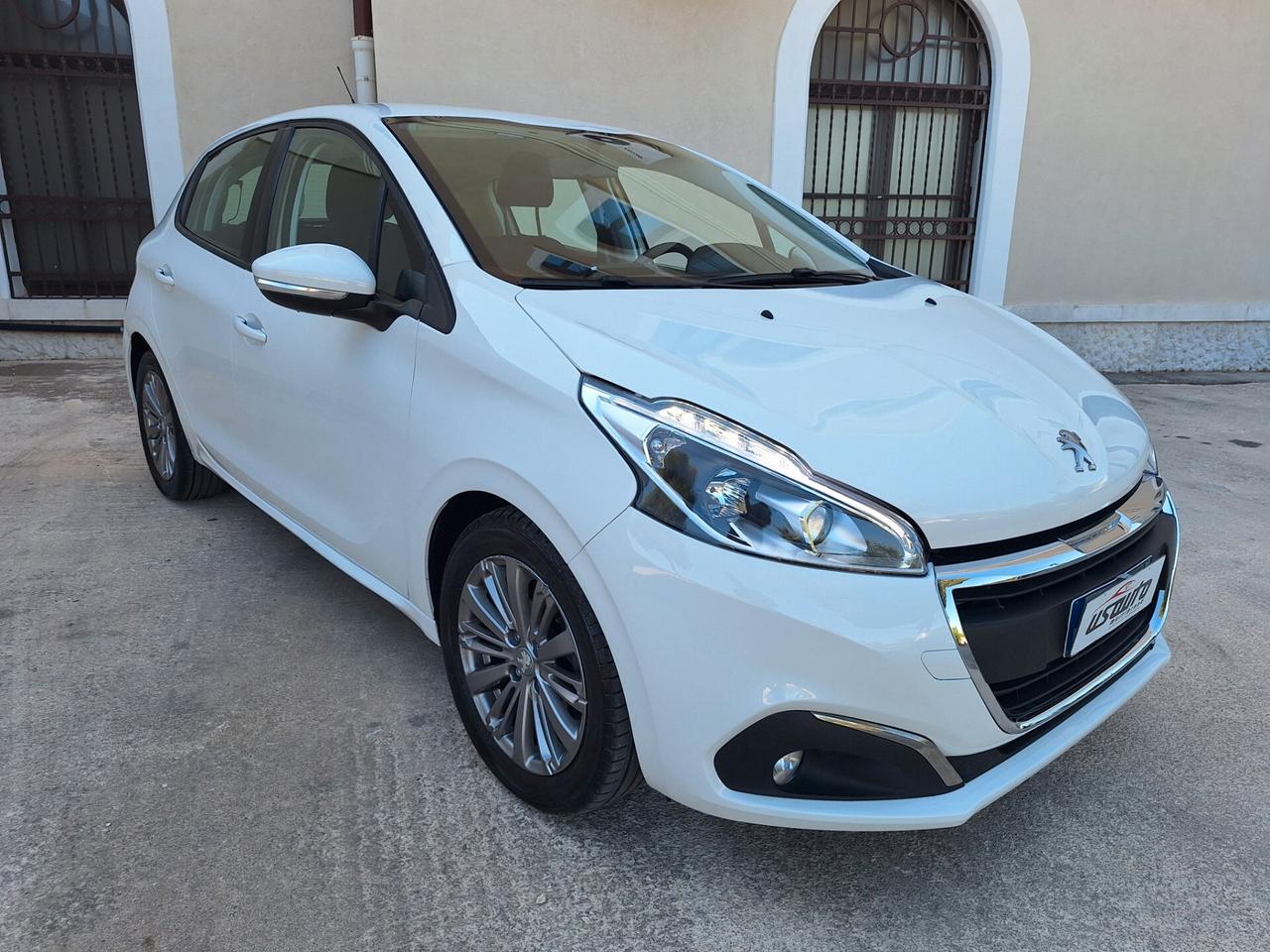 Peugeot 208 1.5 HDi 100 cv 5 porte Allure 2019
