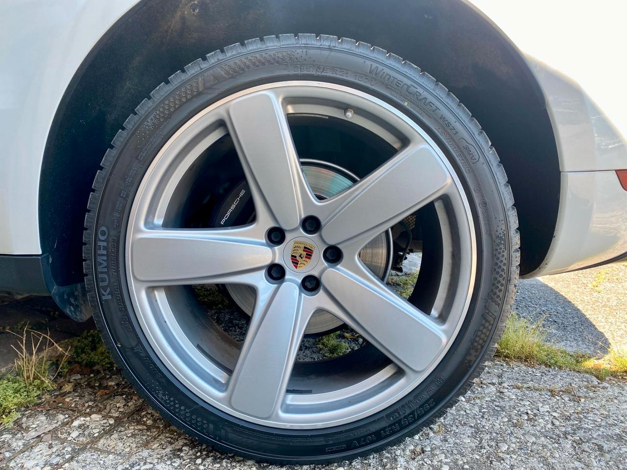 Porsche Macan 2.0 CERCHI DA 21"- PREZZO REALE -P CONSEGNA