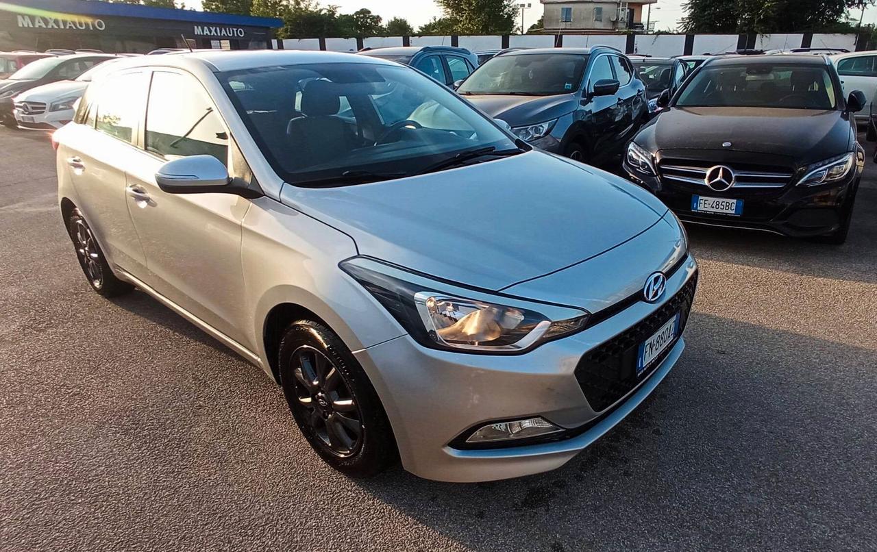 Hyundai i20 GPL CASA MADRE - 1 PROPRIETARIO!