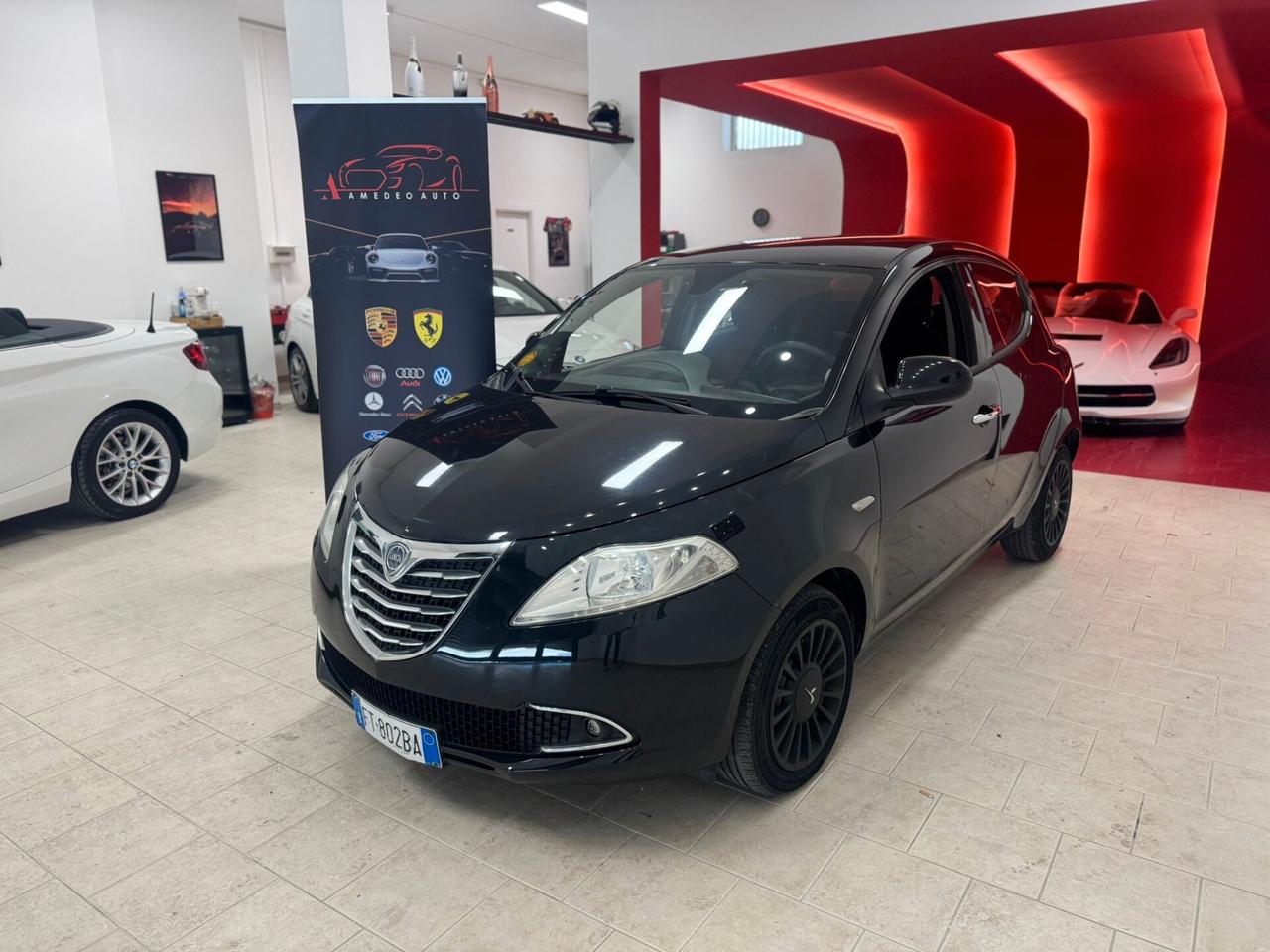 Lancia Ypsilon 1.2 69 CV Platino