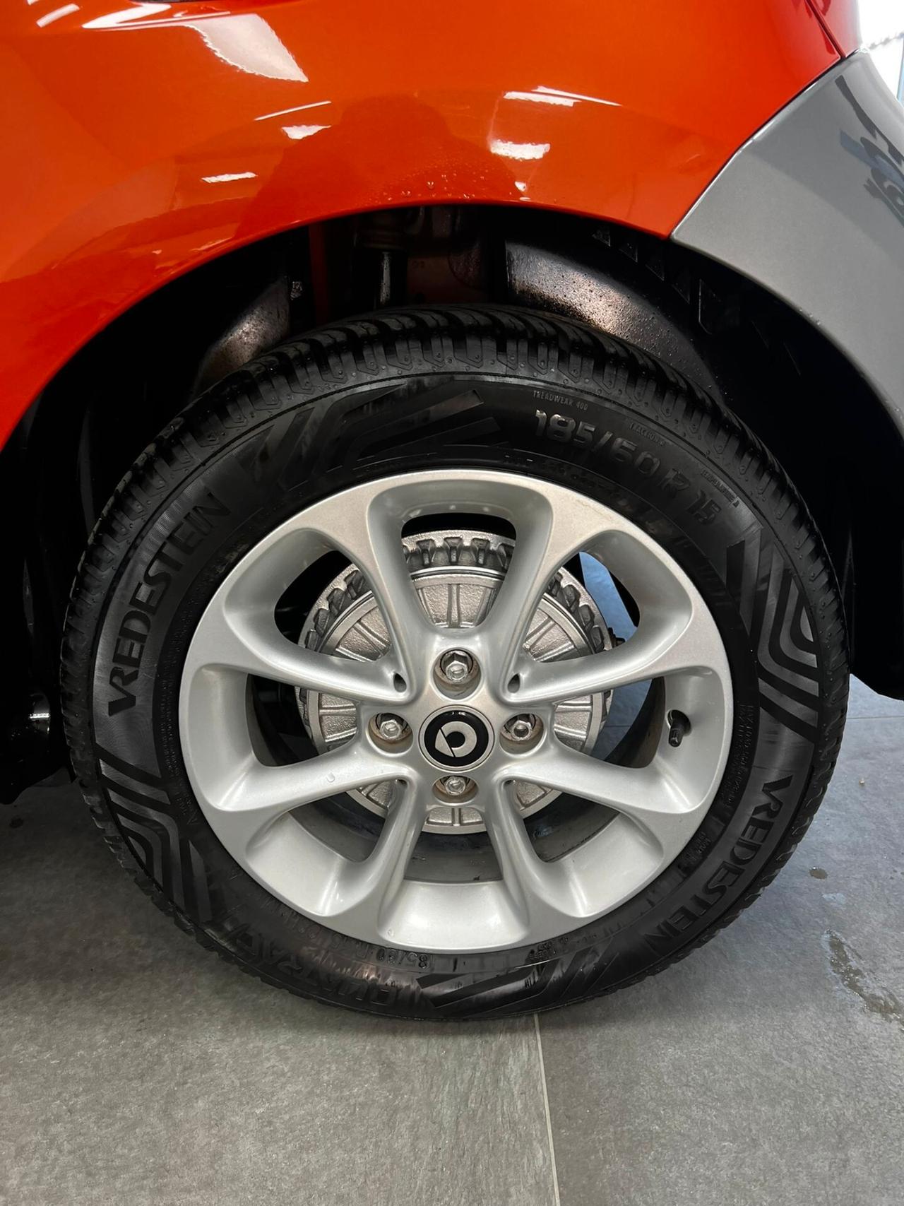 Smart ForFour 70 1.0 twinamic Passion NEOPATENTATI