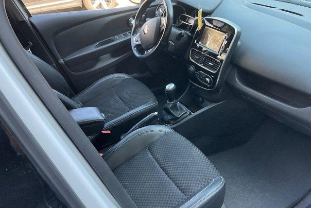 RENAULT Clio 1.5 dCi 8V 75 CV 5 porte Moschino Intens