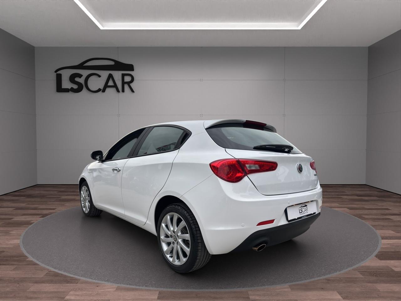 Alfa Romeo - Giulietta 1.6 JTDm 120 CV Super - Promo finanziamento
