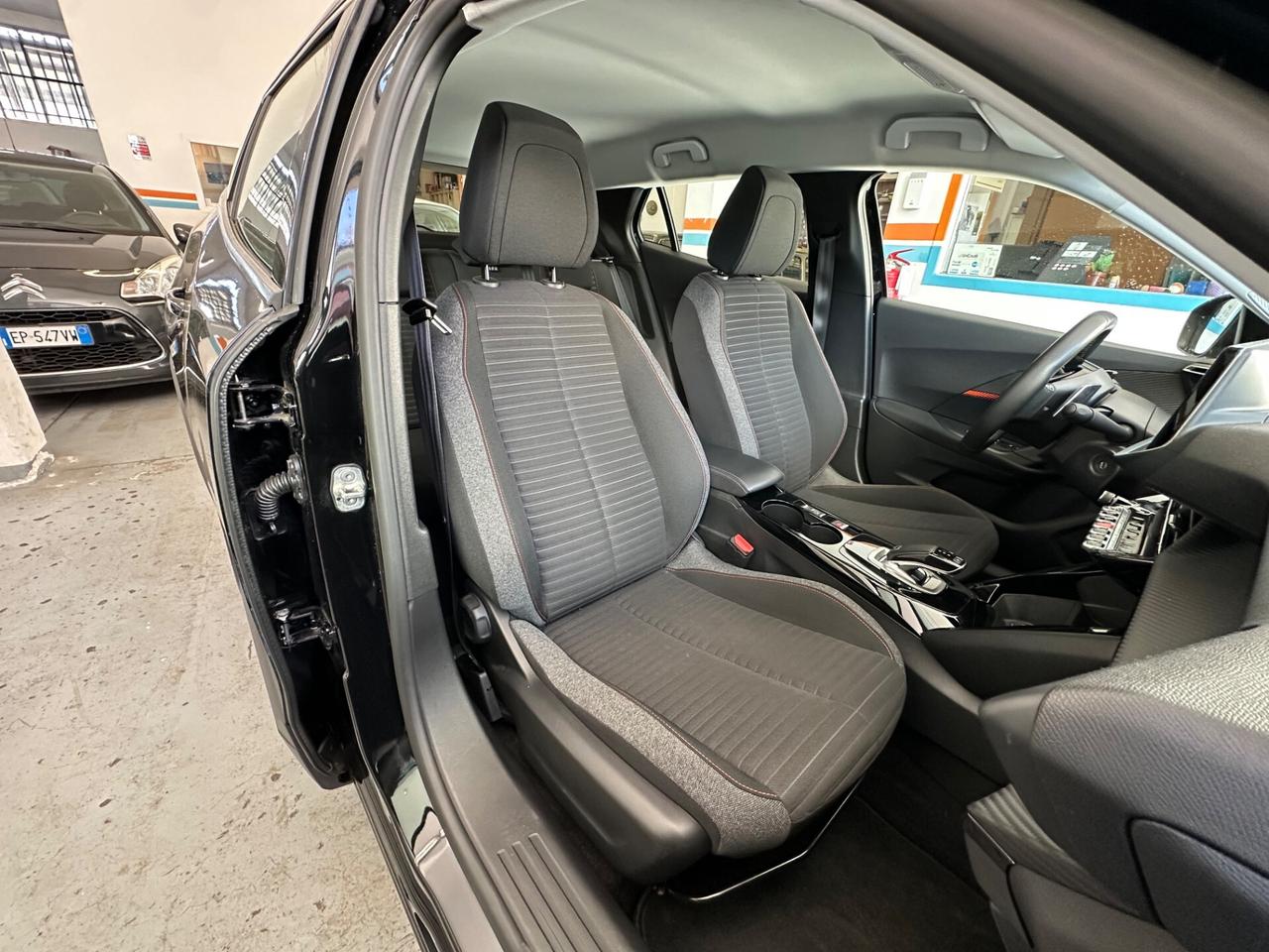 Peugeot 2008 130 S&S EAT8 Active Pack