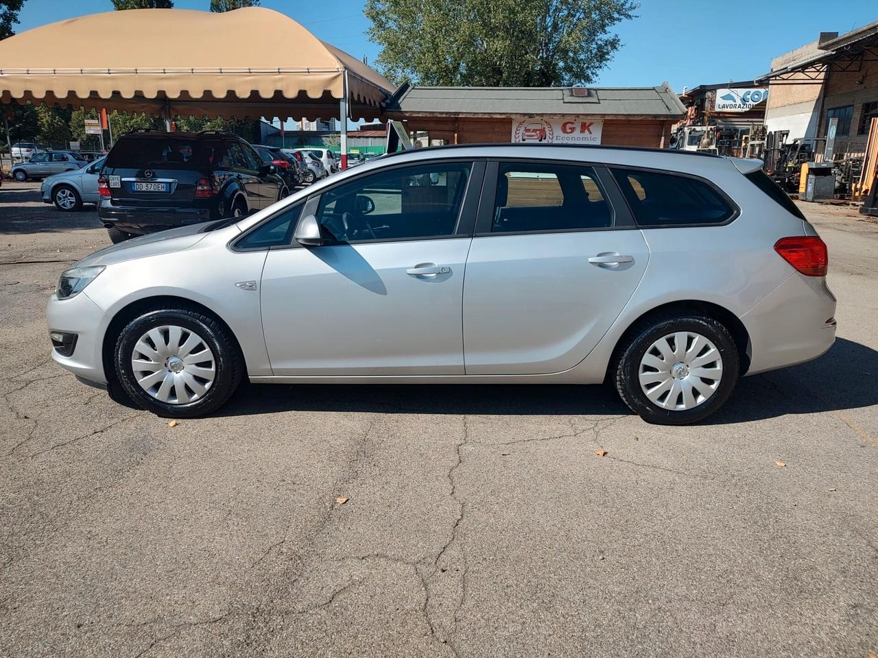 Opel Astra 1.4 140CV Sports Tourer Cosmo, BENZINA\GPL CON SCADENZA 2035, OK NEOPATENTATI, GARANZIA L.12 MESI