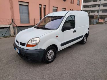 Renault Kangoo 1.5 dCi 65CV neopatentati