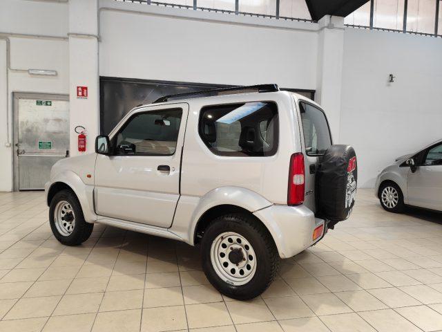 SUZUKI Jimny 1.3i 16V cat 4WD JLX SPECIAL