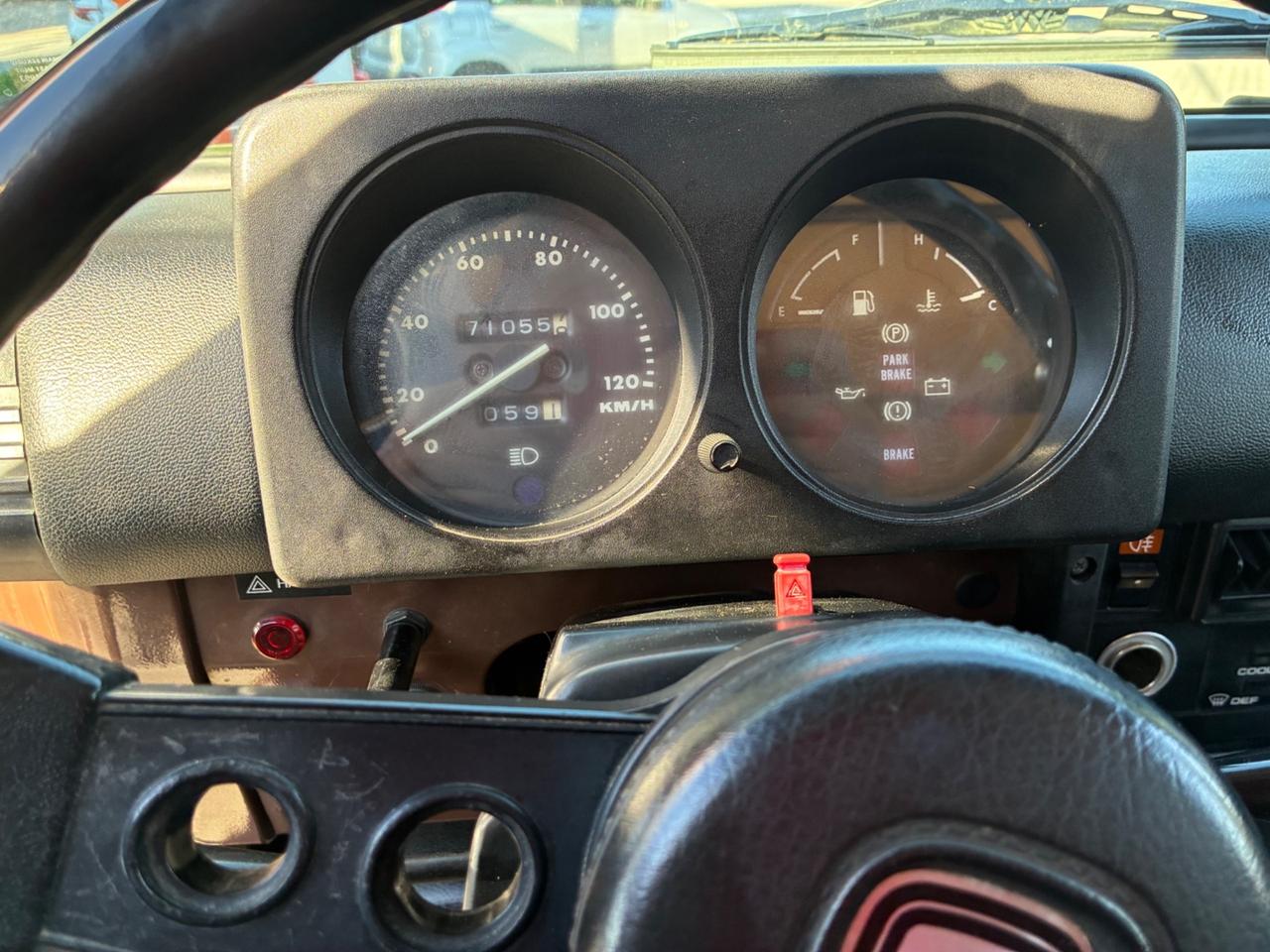 Suzuki SJ 410 SJ410 Berlina De Luxe