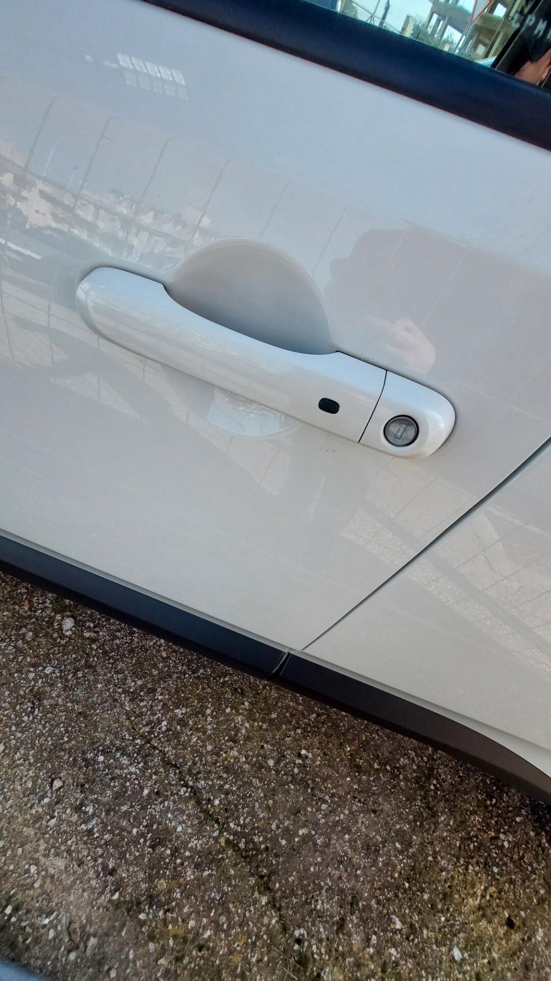 Jeep Renegade LIMITED CON FARI LED