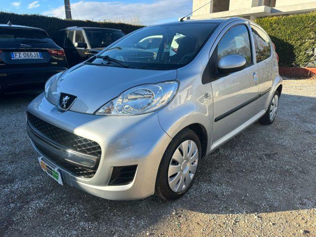 PEUGEOT 107 Ok neo pat+cambio aut. 1.0 68cv Active 2Tronic