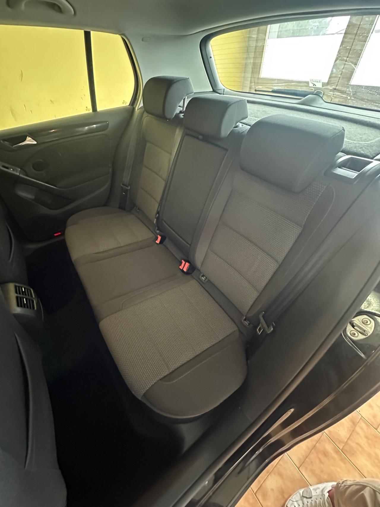 Volkswagen Golf 1.6benz.147.000km