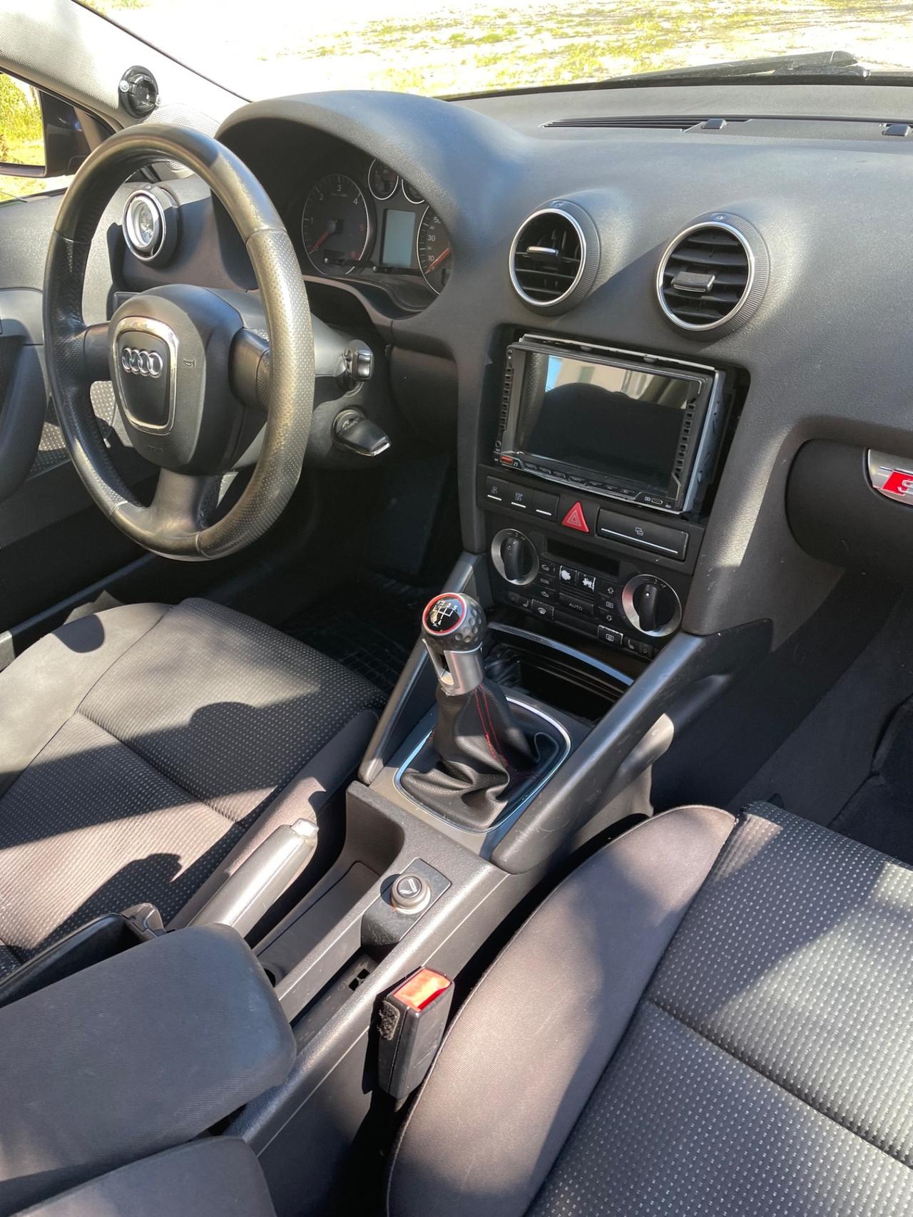 Audi A3 SPB 2.0 16V TDI Attraction