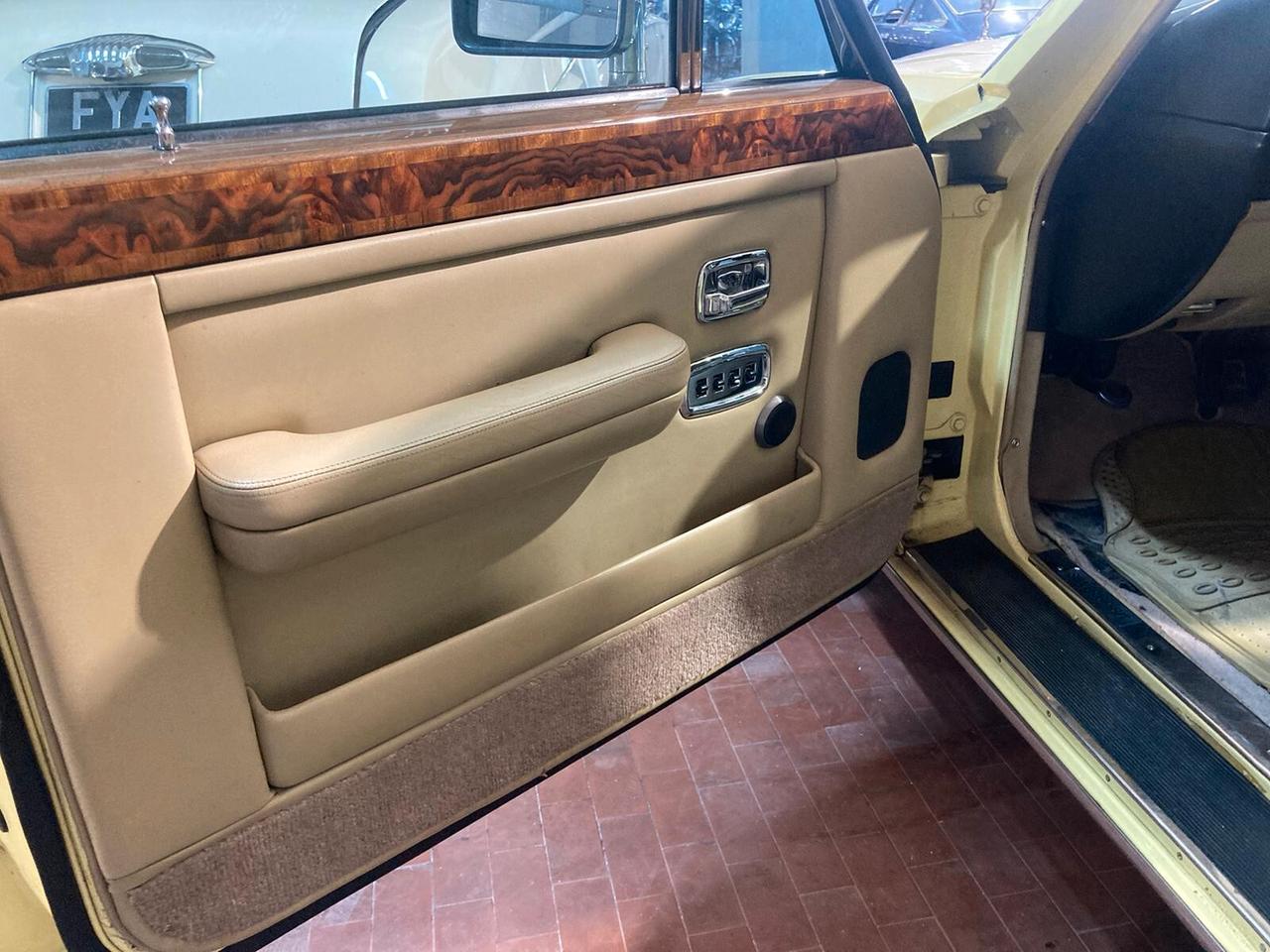 Rolls Royce Silver Spirit