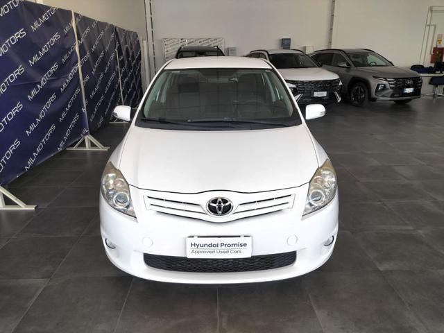 TOYOTA Auris 1.4 D-4D 5 porte