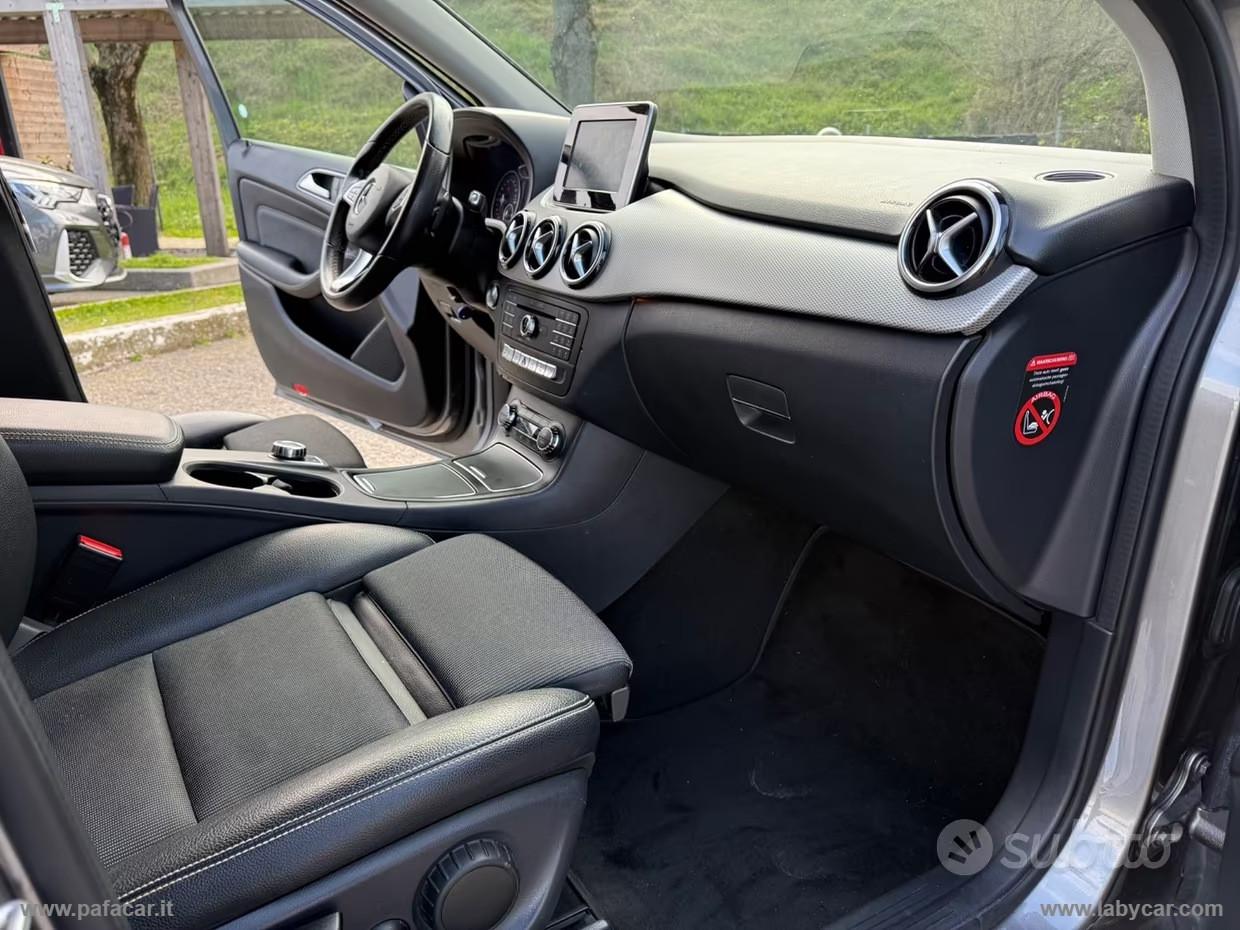 MERCEDES-BENZ B 180 CDI Automatic Premium