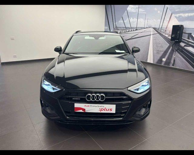 AUDI A4 Avant 40 TDI quattro S tronic Business Advanced