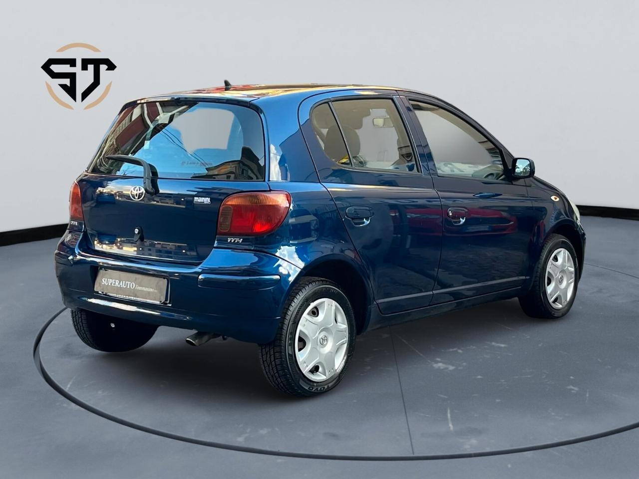 Toyota Yaris 1.0i 16V cat 5 porte Sol