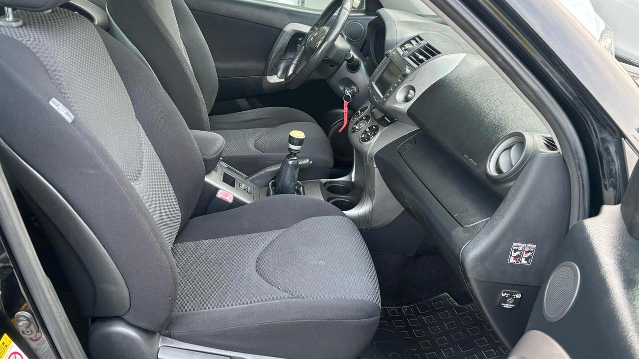 Toyota RAV 4 RAV4 Crossover 2.2 D-4D 150 CV DPF Luxury