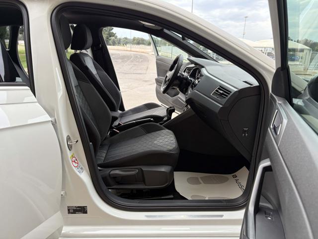 VOLKSWAGEN Taigo 1.0 TSI 110 CV DSG R-Line TETTO APR/PAN