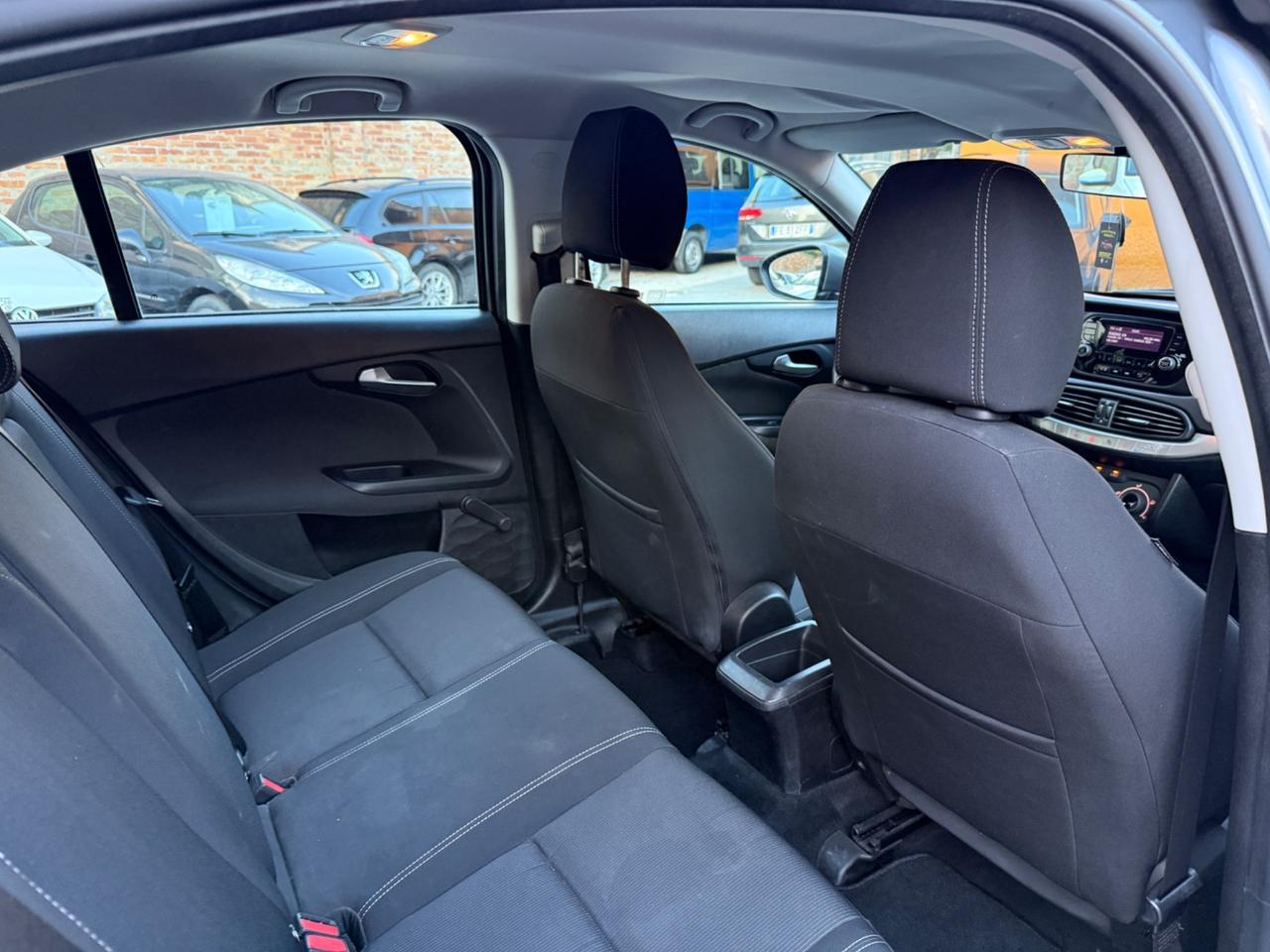 Fiat Tipo 1.6 Mjt S&S 5 porte Easy Business