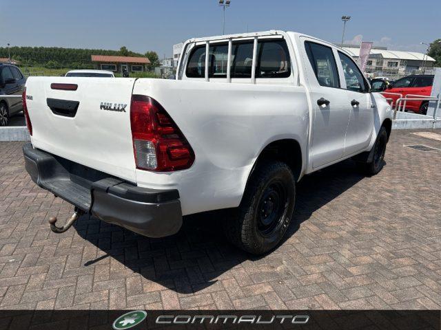 TOYOTA Hilux 2.4 D-4D 4WD 4 porte Double Cab