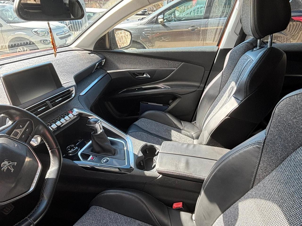 Peugeot 3008 BlueHDi 130 S&S Allure