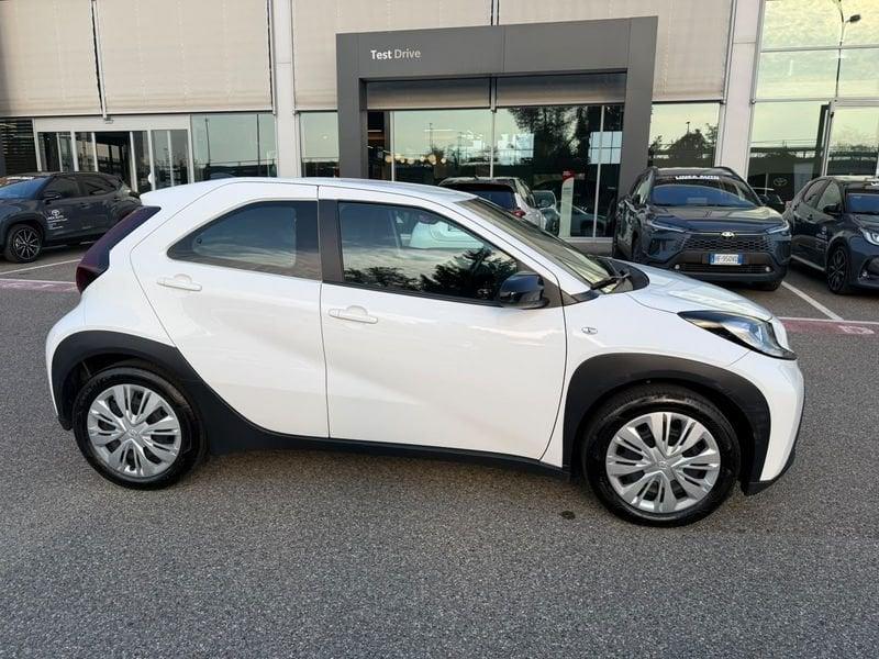 Toyota Aygo X Aygo X 1.0 Active 72cv