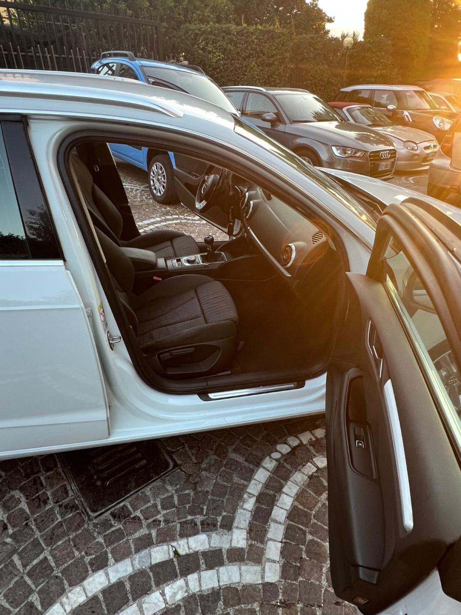 AUDI A3 Sportback 1.6 TDI clean diesel Ambition