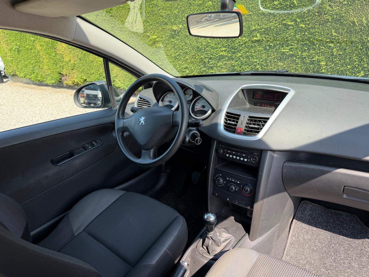 Peugeot 207 1.4 8V 75CV 3p. X Line