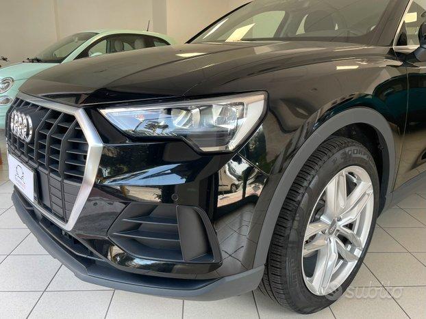 Audi Q3 2.0 150cv Sport S-tronic