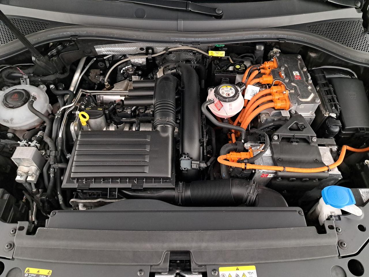 Volkswagen Tiguan 1.4 tsi eh life dsg