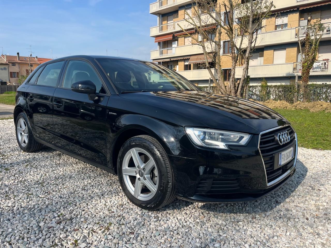 Audi A3 SPB 1.4 TFSI S tronic g-tron Business