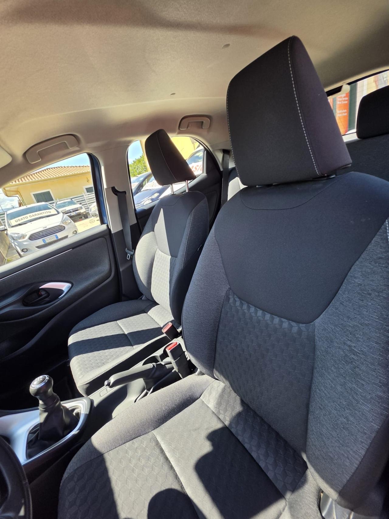 Toyota Yaris 1.0 5 porte Business km 36 mila garantita