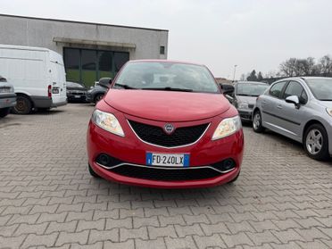 Lancia Ypsilon 1.2 69 CV 5 porte Platinum