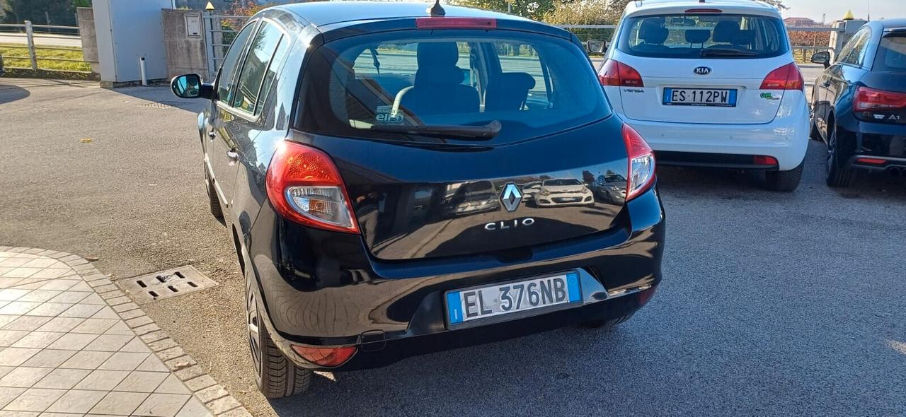 Renault Clio 1.2 5 porte GPL OK NEOPATENTATI