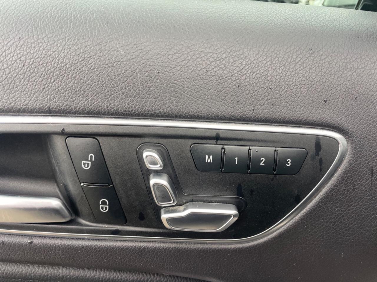 Mercedes-benz GLA 220 d Automatic 4Matic Sport Tetto apribile