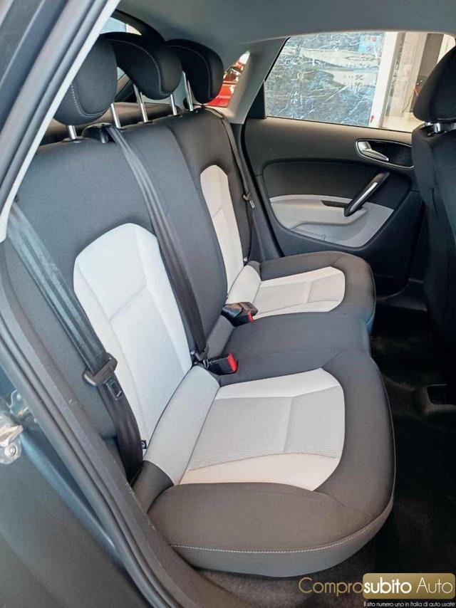 AUDI A1 SPB 1.6 TDI S tronic Attraction