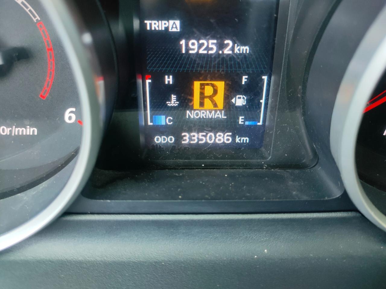 Mitsubishi Outlander 2.2 DI-D TC-SST Instyle DPF 7p