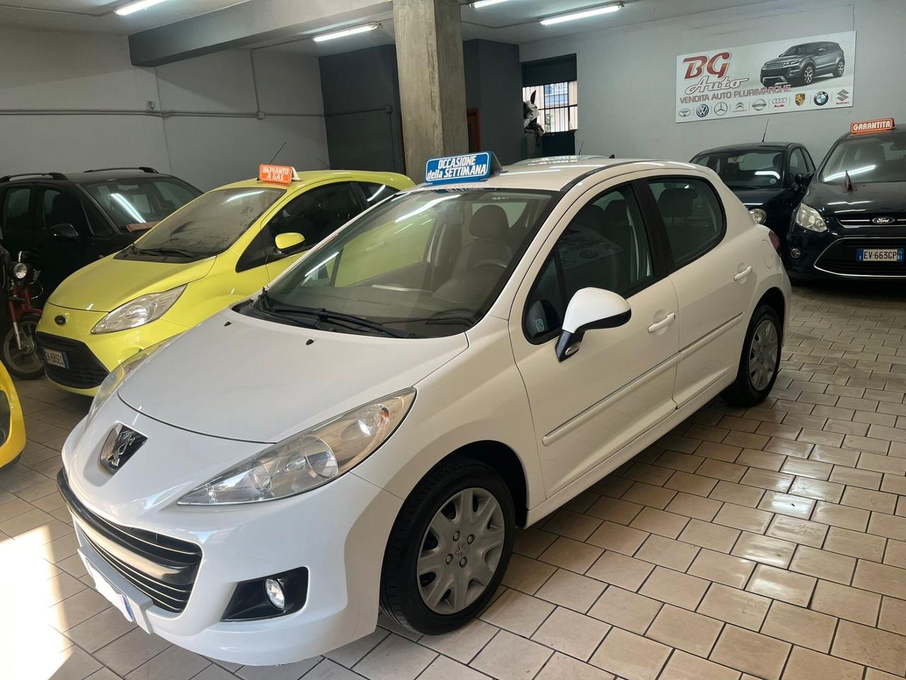 Peugeot 207 1.4 HDi 70CV 5p. 2012 unico prop