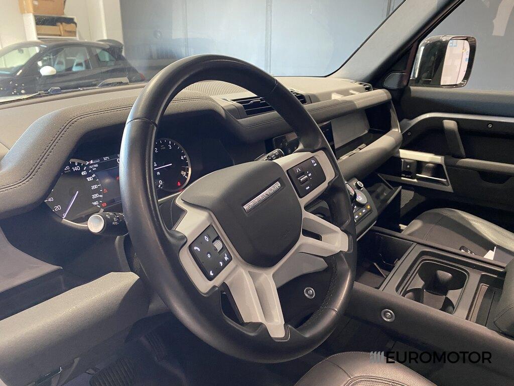 Land Rover Defender 110 3.0 I6 MHEV SE AWD Auto